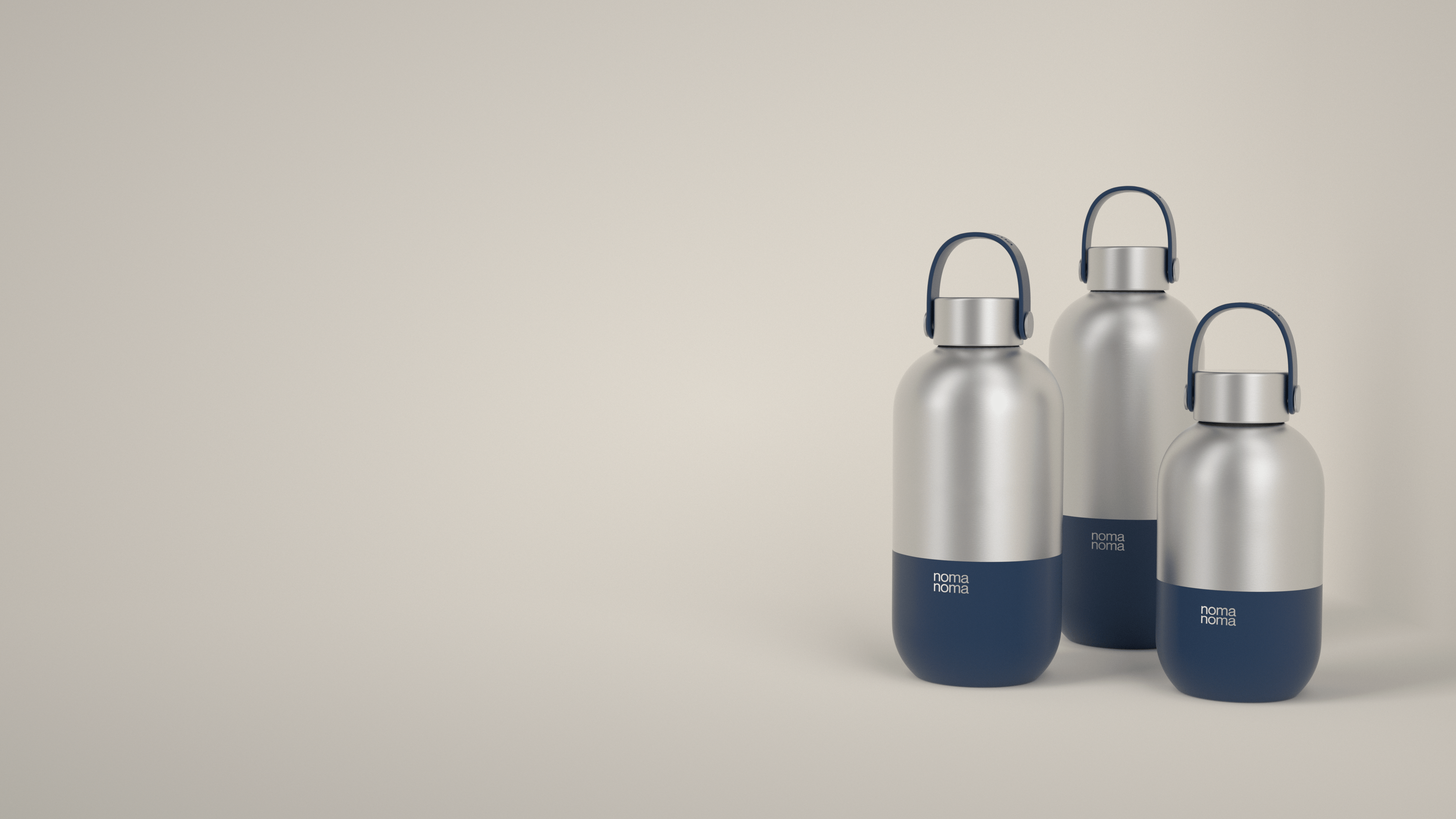 Die dunkelblaue Trinkflasche von noma noma gibt es in drei praktischen Größen.